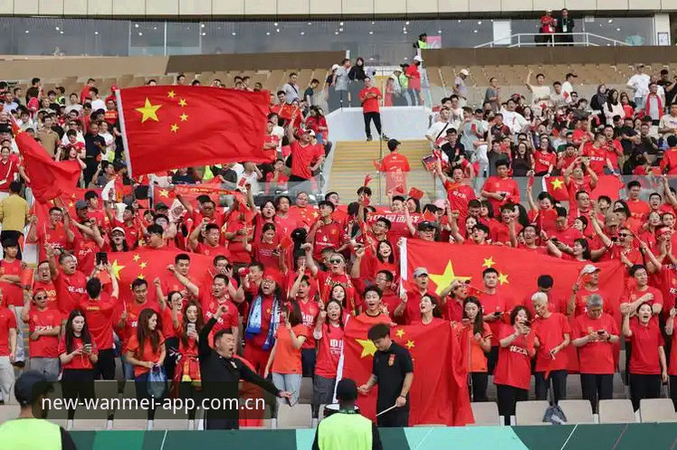为什么老球迷都直接搜完美体育中国首页？一个细节说明问题